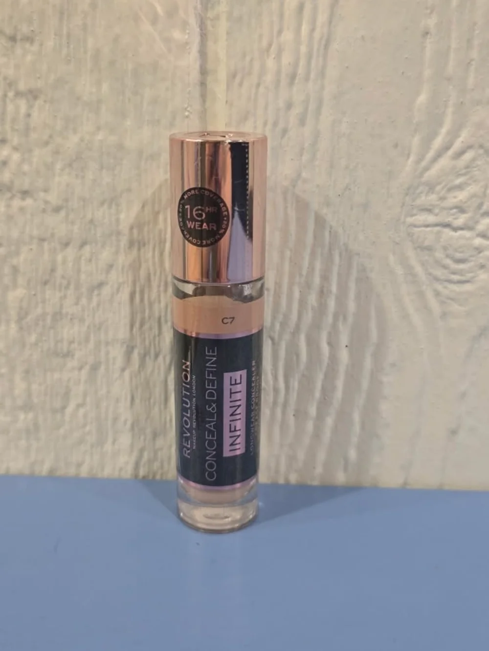 Revolution Conceal & Define Infinite Concealer - C7 Peach Beige